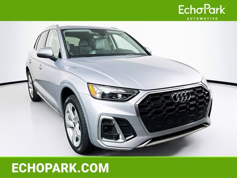 Used 2022 Audi Q5 2.0T Premium Plus w/ Premium Plus Package AWD/4WD image 1