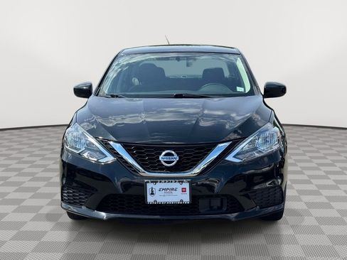 Used 2018 Nissan Sentra SV FWD image 2