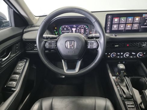 Used 2023 Honda Accord Touring image 16