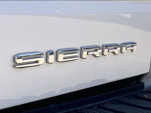 Used 2022 GMC Sierra 1500 Denali w/ Denali Carbonpro Edition AWD/4WD image 31