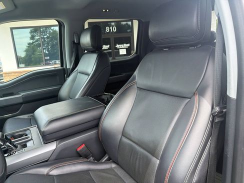 Used 2021 Ford F150 Lariat w/ Equipment Group 502A High AWD/4WD image 3