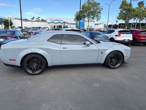 Used 2022 Dodge Challenger R/T Scat Pack RWD image 11