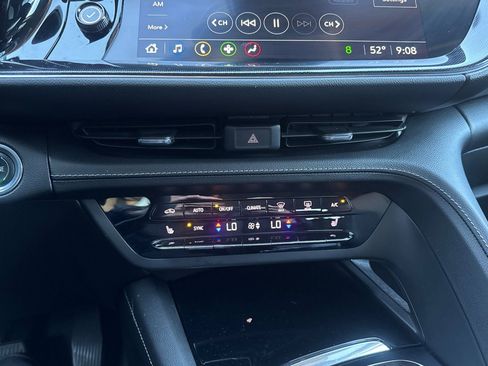 Used 2022 Buick Envision Preferred image 28