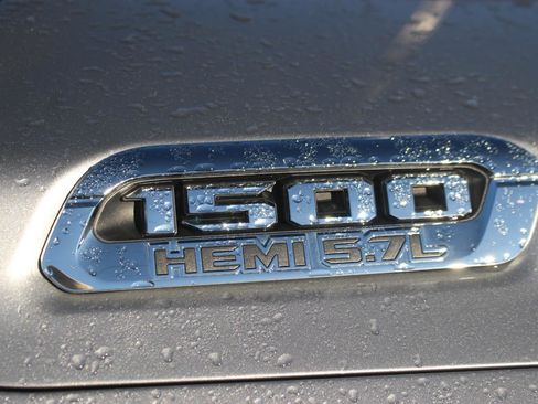 Used 2022 RAM 1500 Laramie image 9