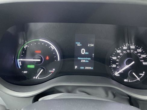 Used 2023 Toyota Sienna XSE AWD/4WD image 29