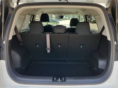 Used 2025 Kia Soul LX w/ LX Technology Package FWD image 7