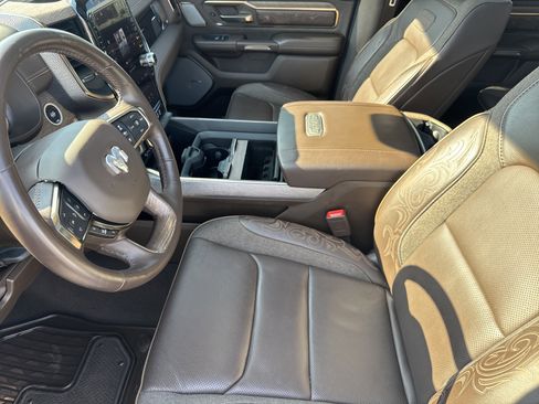 Used 2025 RAM 1500 Limited image 9