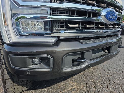 Used 2024 Ford F350 King Ranch w/ FX4 Off-Road Package AWD/4WD image 30
