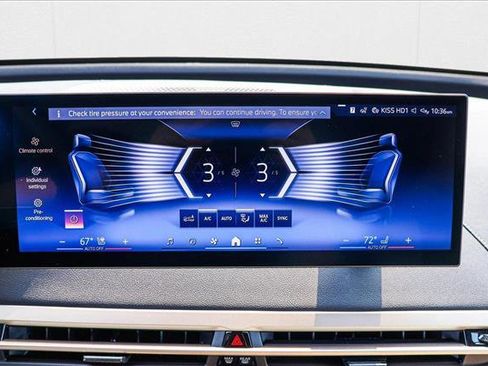 Used 2026 BMW iX xDrive60 image 18