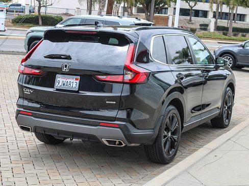 Used 2024 Honda CR-V Sport Touring image 7