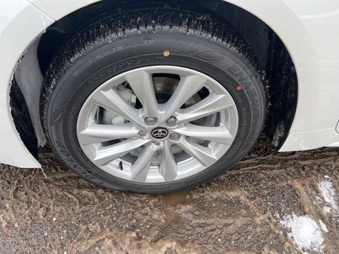 New 2026 Toyota Corolla SE image 2