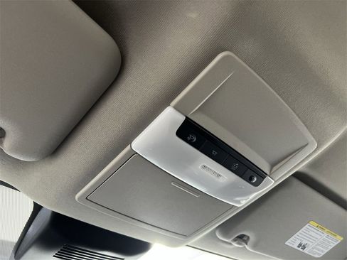 New 2025 Nissan Sentra SR image 16