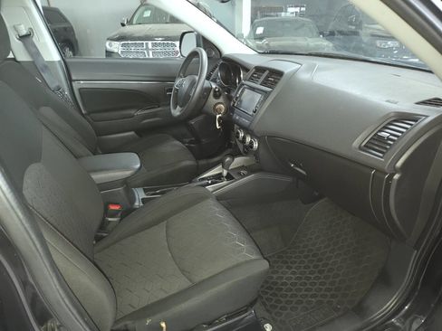 Used 2023 Mitsubishi Outlander Sport AWD image 28