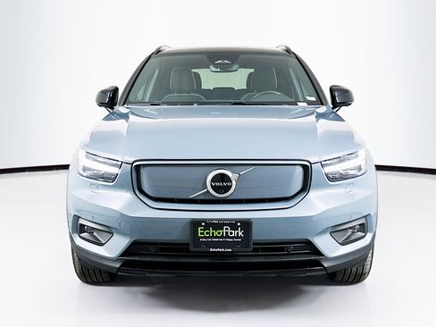 Used 2021 Volvo XC40 P8 Recharge w/ Advanced Package image 2