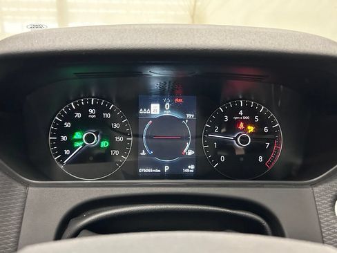 Used 2020 Land Rover Range Rover Velar R-Dynamic S AWD/4WD image 20