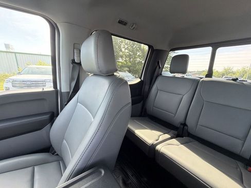 Used 2025 Ford F550 4x4 Crew Cab Super Duty image 12
