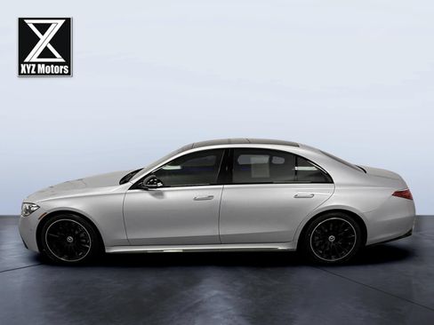 Used 2023 Mercedes-Benz S 580 4MATIC Sedan w/ AMG Line image 3