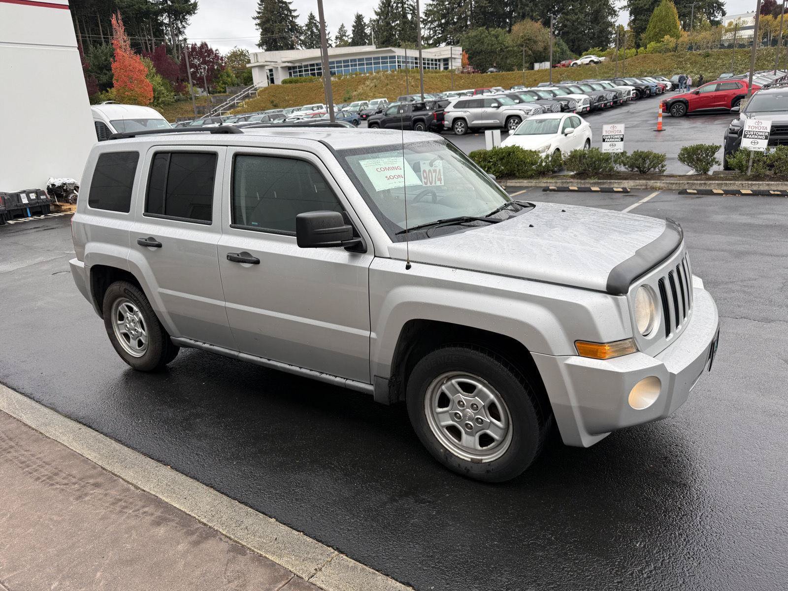 Used 2010 Jeep Patriot Sport FWD image 6