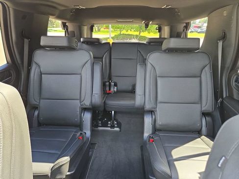 Used 2024 GMC Yukon Denali AWD/4WD image 29