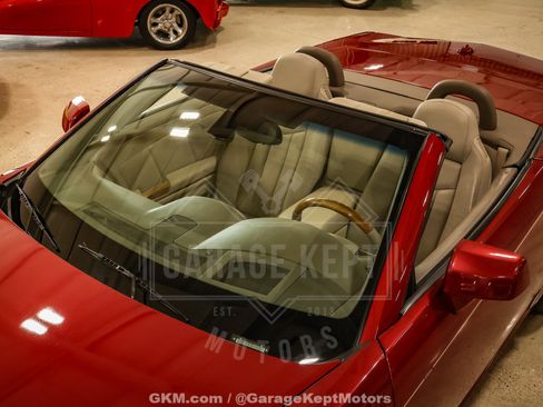 Used 2005 Cadillac XLR RWD image 42