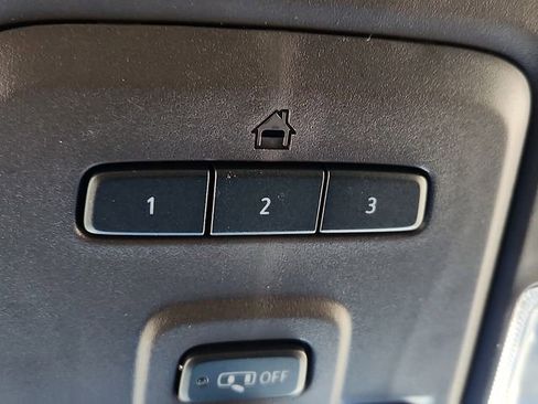 Used 2023 Chevrolet Tahoe Z71 w/ Z71 Off-Road Package image 21