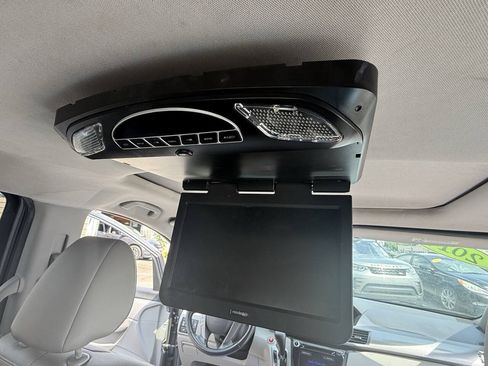 Used 2014 Honda Odyssey EX-L image 17