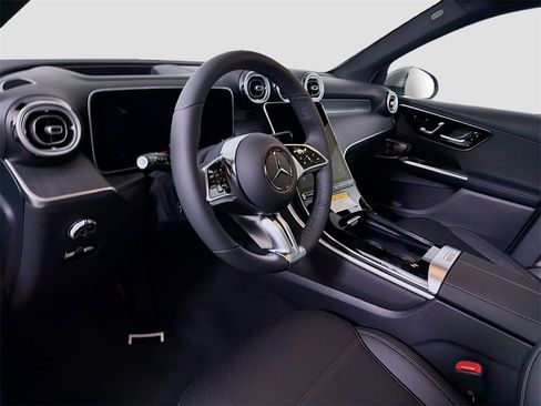 New 2026 Mercedes-Benz GLC 300 GLC 300 image 10