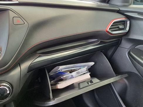 Used 2022 Chevrolet TrailBlazer RS image 19