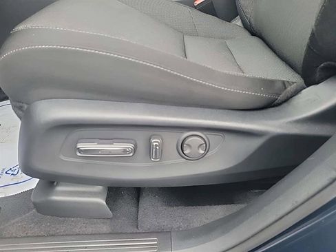 Used 2024 Honda CR-V EX image 16