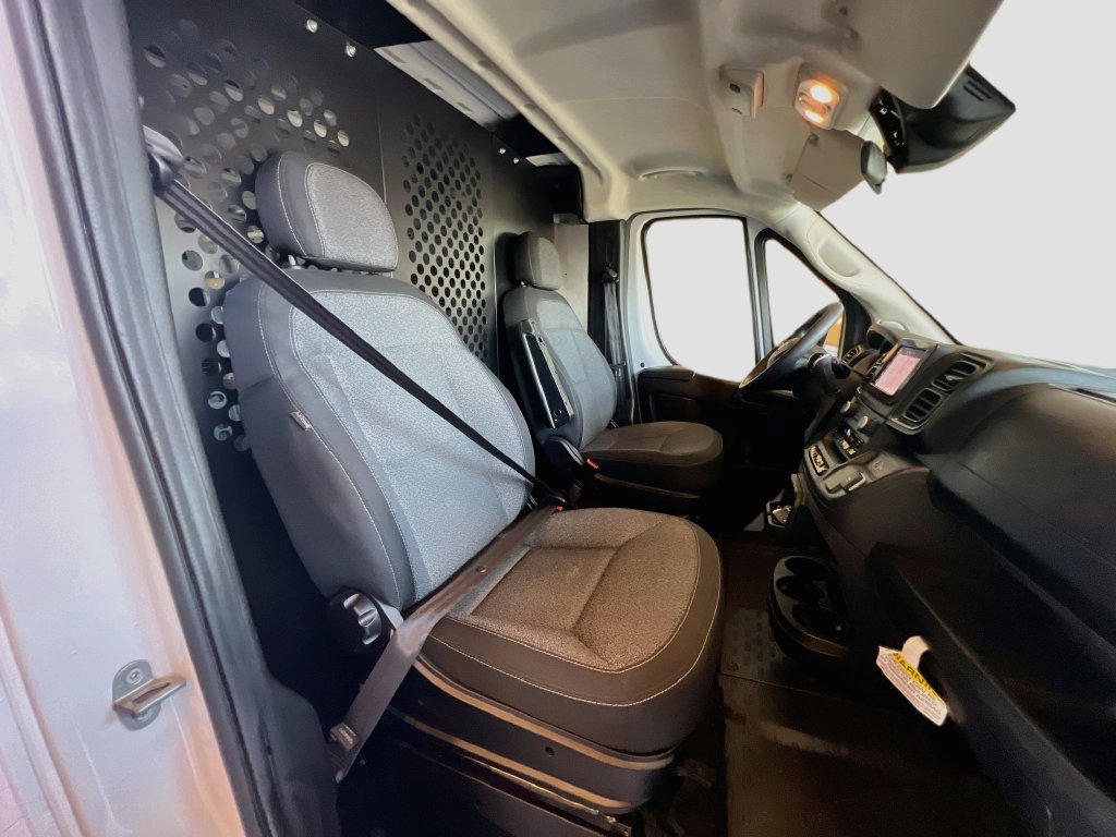 Used 2025 RAM ProMaster 2500 w/ U-Haul Equipment Group FWD image 26