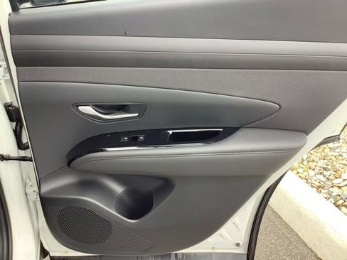 Used 2025 Hyundai Tucson Limited image 21