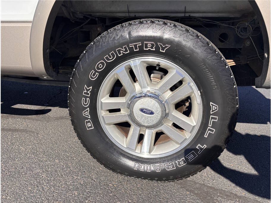 Used 2004 Ford F150 Lariat AWD/4WD image 17