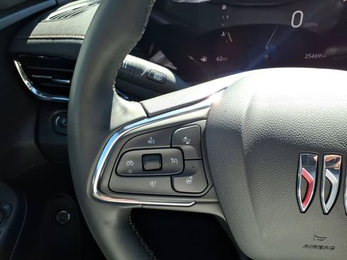 Used 2025 Buick Envista Avenir FWD image 14