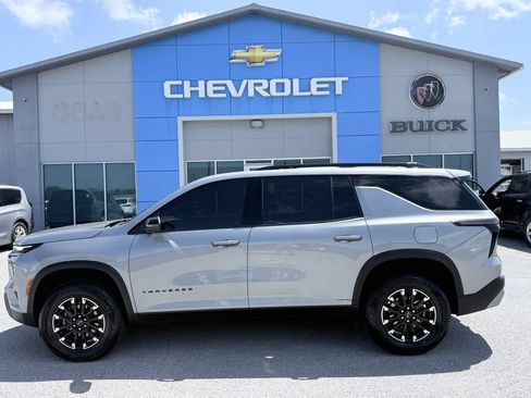 Used 2024 Chevrolet Traverse Z71 AWD/4WD image 4