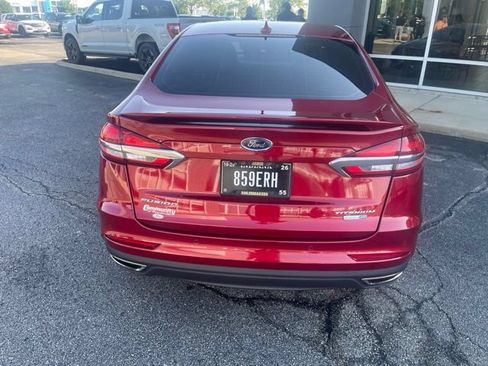 Used 2019 Ford Fusion Titanium AWD/4WD image 4