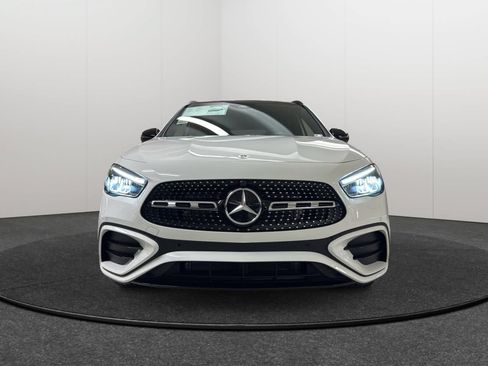 New 2026 Mercedes-Benz GLA 250 4MATIC image 2