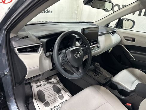Used 2026 Toyota Corolla Cross L image 25
