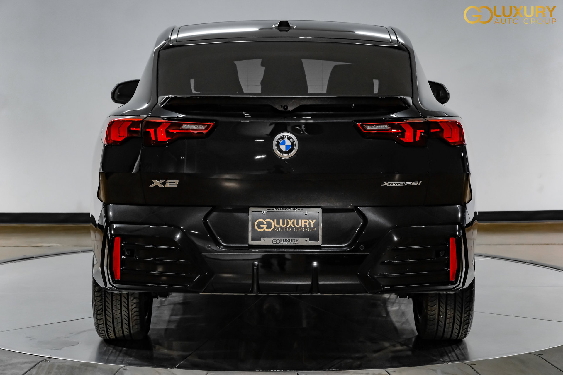 Used 2026 BMW X2 xDrive28i AWD/4WD image 10