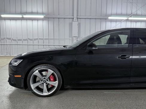 Used 2019 Audi S4 Prestige w/ Prestige Package image 16