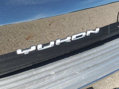 Used 2024 GMC Yukon Denali Ultimate AWD/4WD image 33