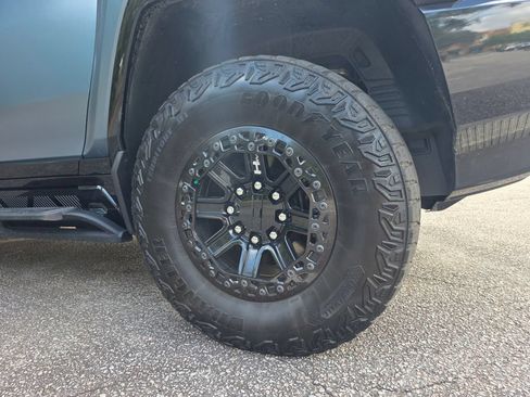 Used 2024 GMC Hummer EV 3X w/ Omega Edition AWD/4WD image 30
