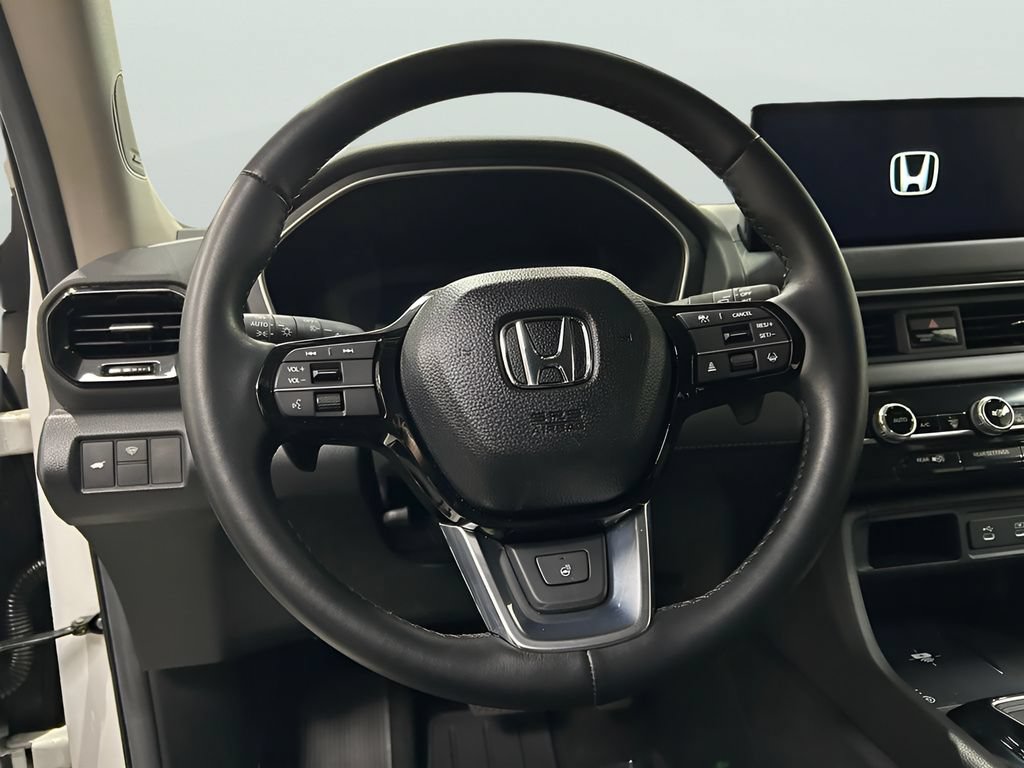 Certified 2026 Honda Pilot Elite image 12