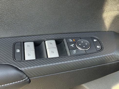 New 2026 Mitsubishi Outlander SE image 19