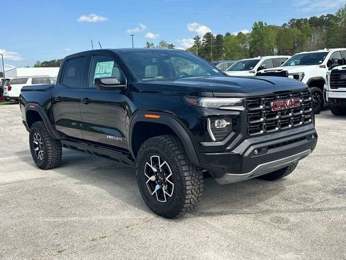 New 2026 GMC Canyon AT4X image 4