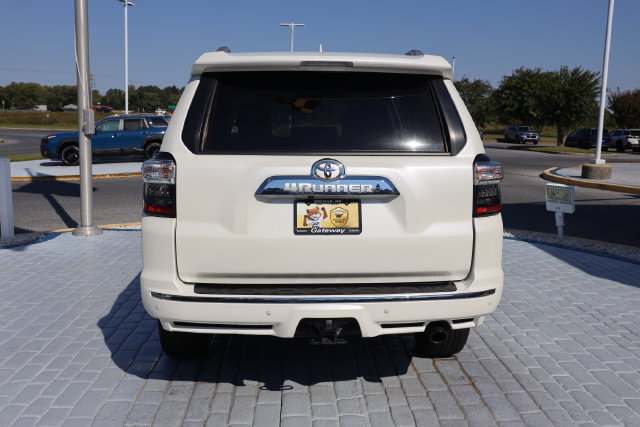Used 2023 Toyota 4Runner Limited AWD/4WD image 4