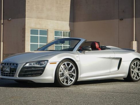 Used 2011 Audi R8 V10 image 4