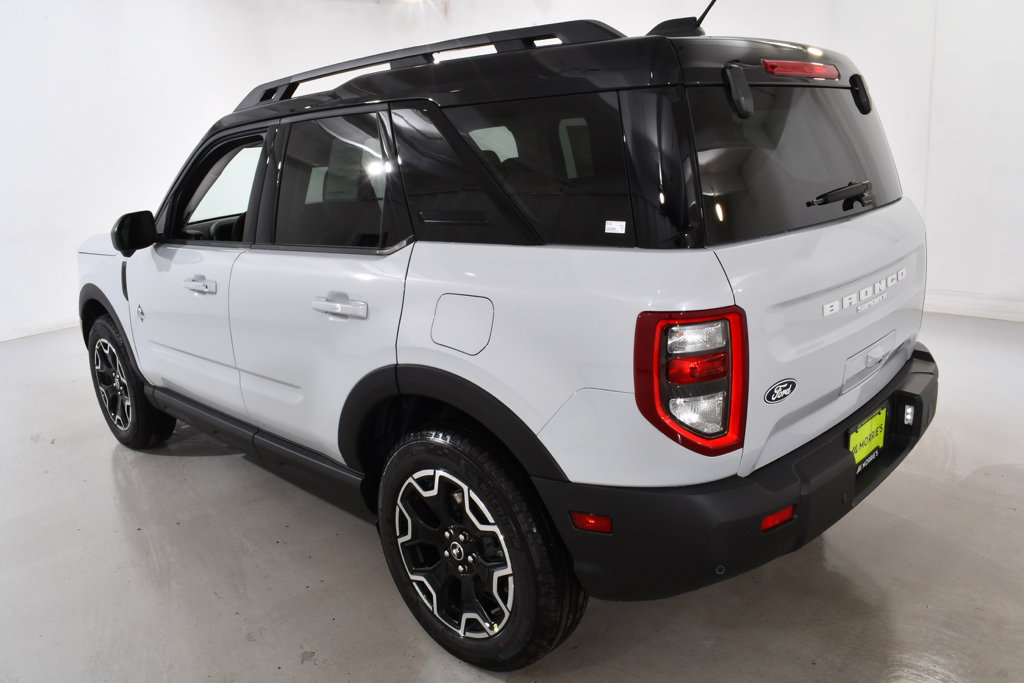 New 2026 Ford Bronco Sport Outer Banks w/ Outer Banks Tech Package+ AWD/4WD image 15