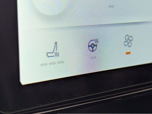 Used 2021 Ford Mustang Mach-E Select w/ Comfort/Appearance Package image 23