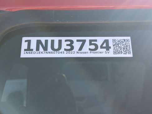 Used 2022 Nissan Frontier SV w/ Technology Package image 34