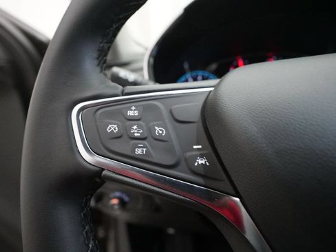 Used 2024 Chevrolet Equinox LT AWD/4WD image 18